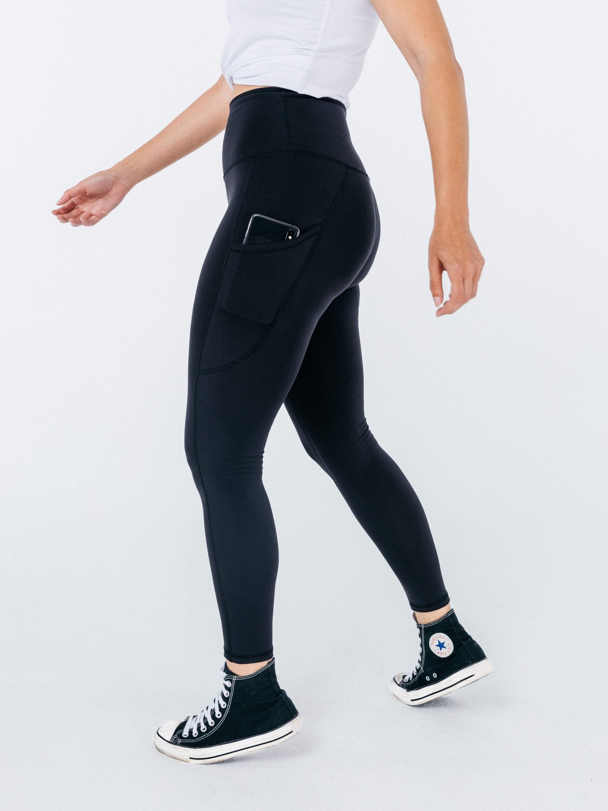 Sometimes you just want to wear black leggings :-) Invigorate 25 in Black ( 6). Swiftly Tech LS in Lavender Dew (8, ✂️). Free to be Serene in Highlight  Orange (4) : r/lululemon